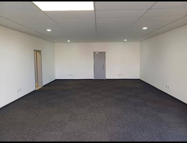 INDUSTRIAL PROPERTY TO RENT IN IRENE